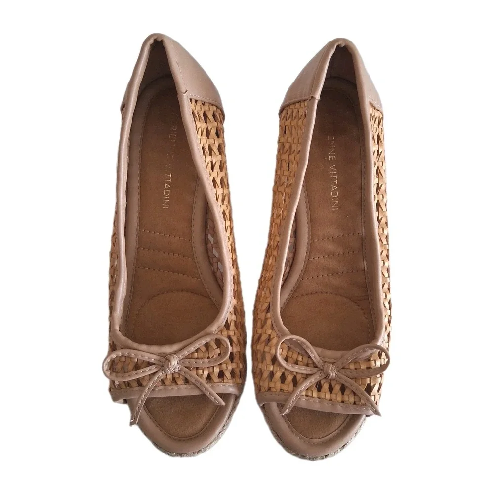 Adrienne Vittadini Wedge Espadrille Peep Toe Pumps 7.5 M Beige Boho Style Shoes